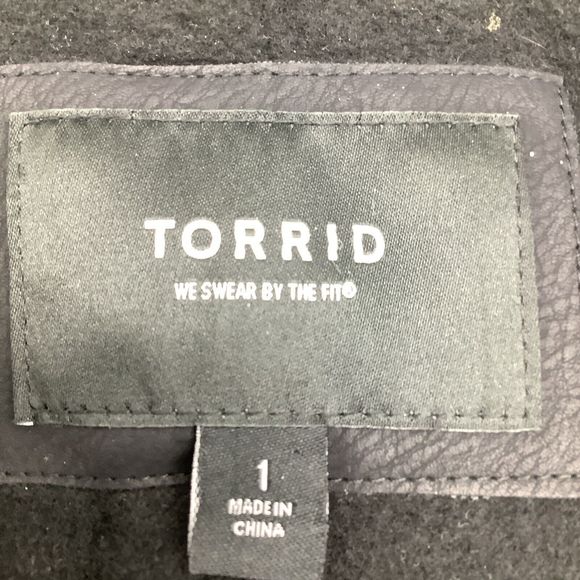 Torrid Womens Faux Leather Knit Sleeve Zip Up Jacket Black Size 1 - Picture 4 of 7